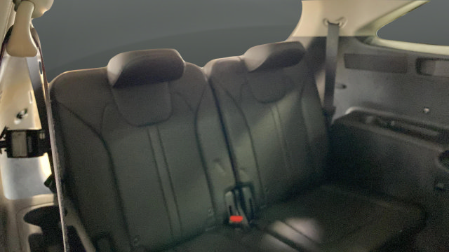 Used 2021 Kia Sorento EX w/ EX AWD X-Line Package image 9