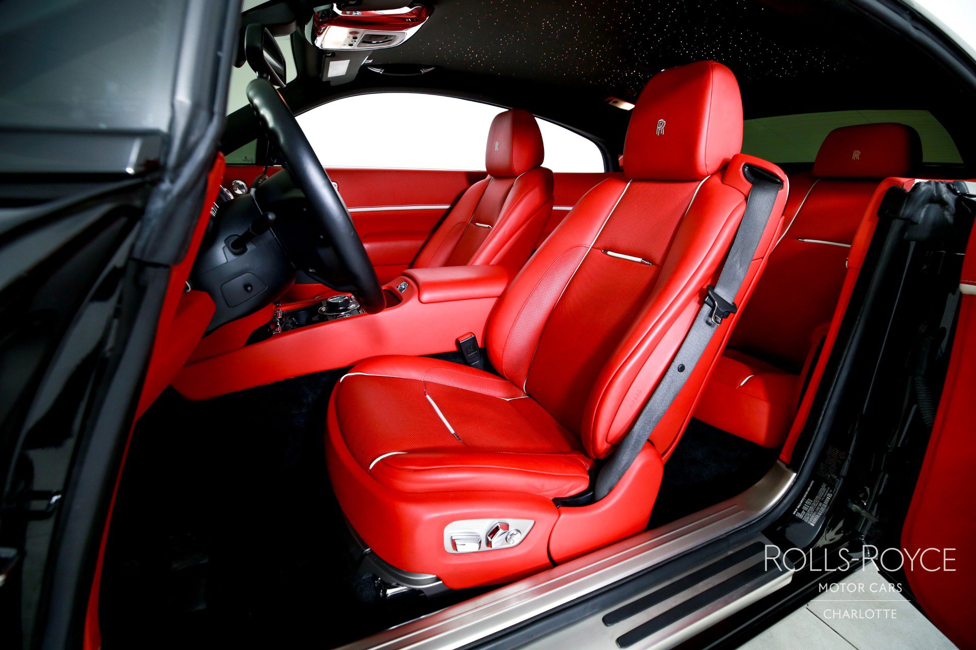 Used 2020 Rolls-Royce Wraith image 13