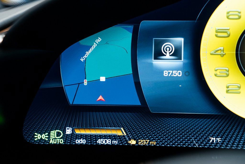 Certified 2022 Ferrari Roma image 29