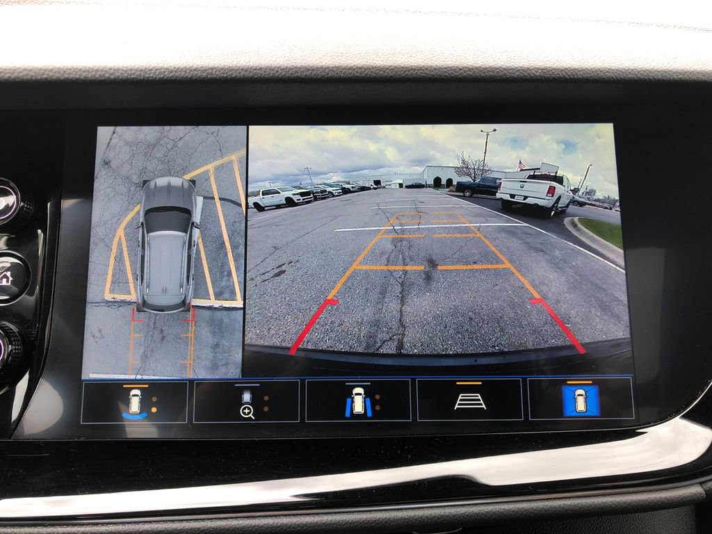 Used 2021 Buick Envision Avenir w/ Technology Package II AWD/4WD image 34