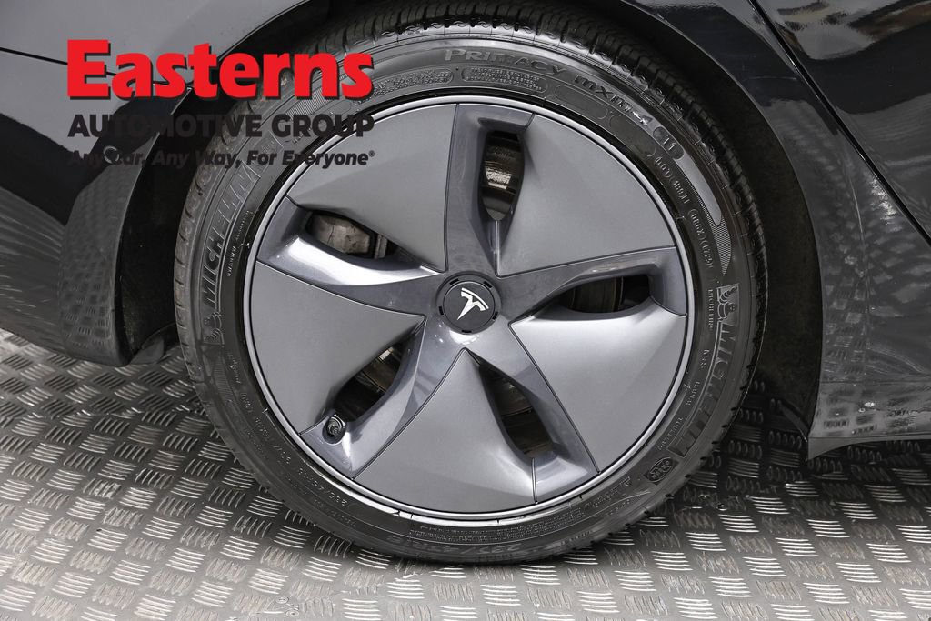 Used 2021 Tesla Model 3 Standard Range Plus image 27
