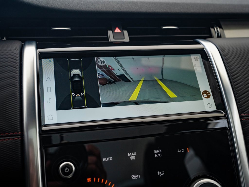 Used 2023 Land Rover Discovery Sport SE R-Dynamic image 26