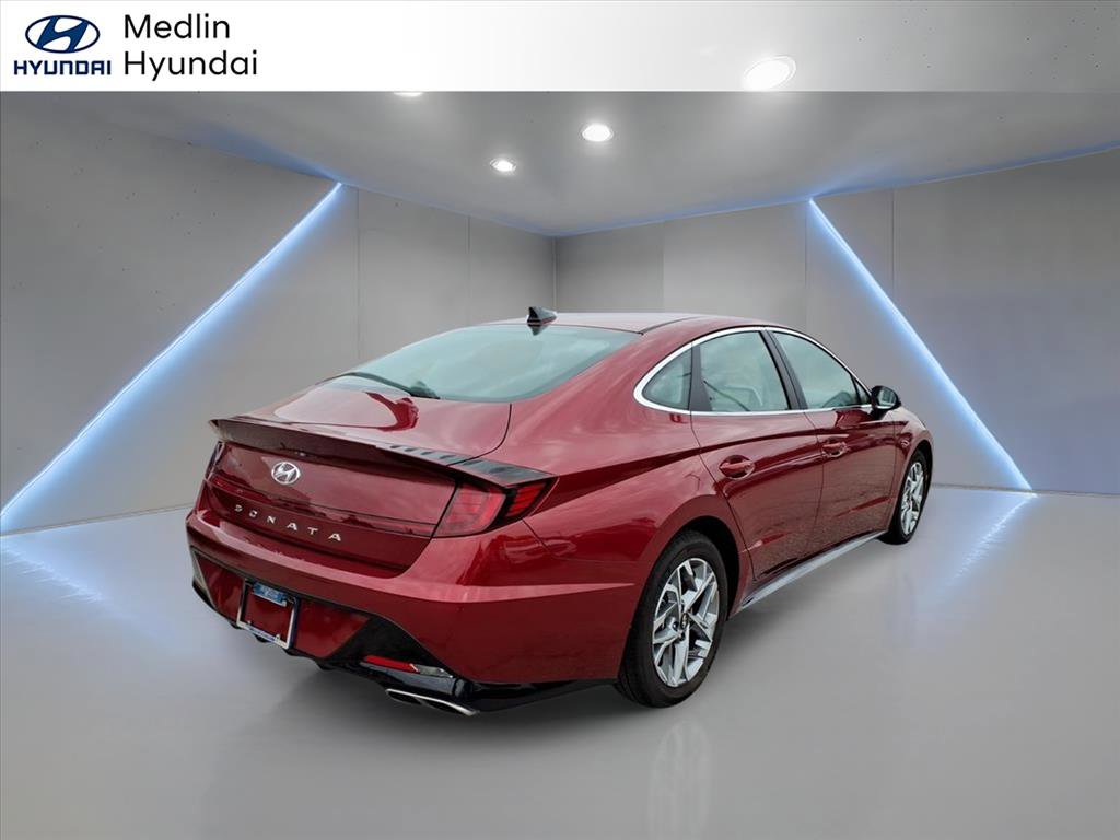 Used 2023 Hyundai Sonata SEL image 3