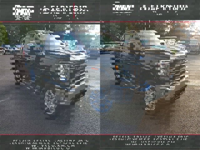 Used 2023 GMC Sierra 2500 SLT w/ SLT Premium Package