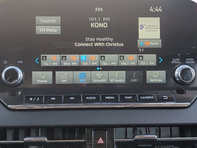 Used 2024 Mitsubishi Outlander SE Black Edition image 8