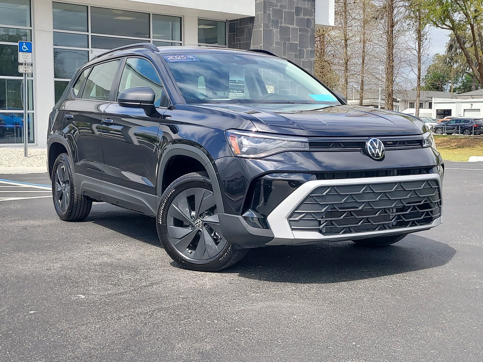 Certified 2025 Volkswagen Taos S FWD image 2