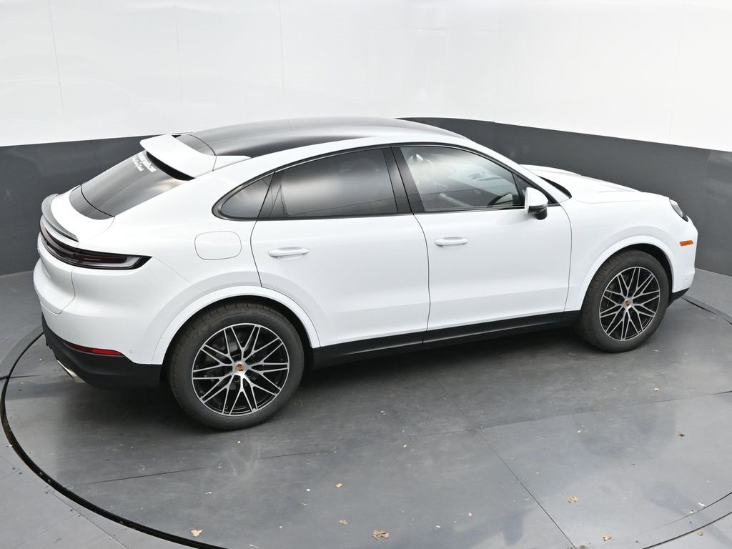 New 2025 Porsche Cayenne Coupe image 44