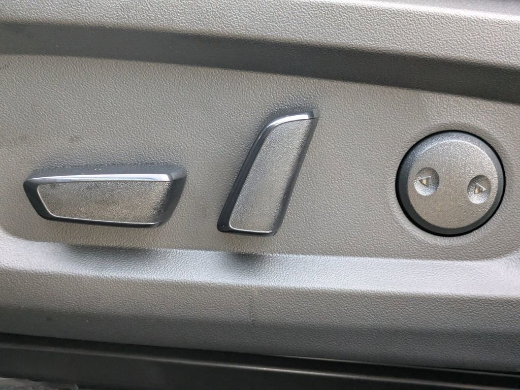 New 2026 Mitsubishi Outlander SEL FWD image 21