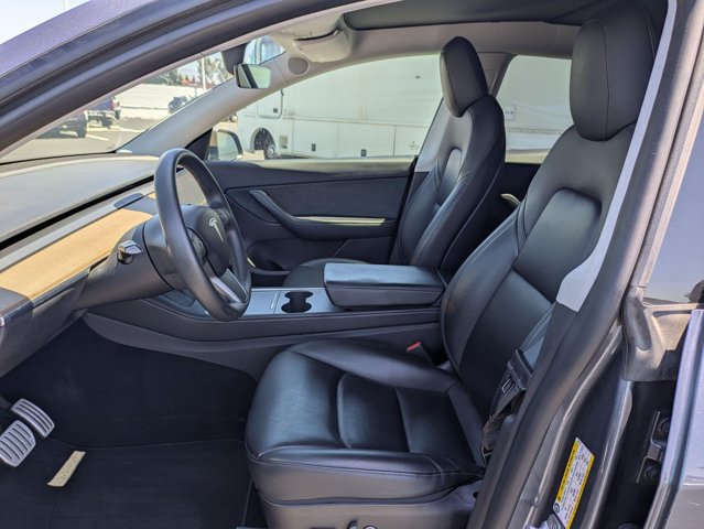 Used 2021 Tesla Model Y Performance AWD/4WD image 17