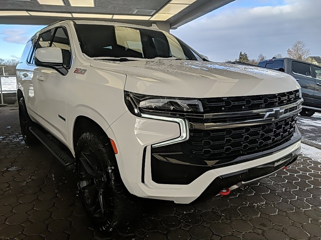 Used 2022 Chevrolet Tahoe Z71 w/ Z71 Off-Road Package image 3