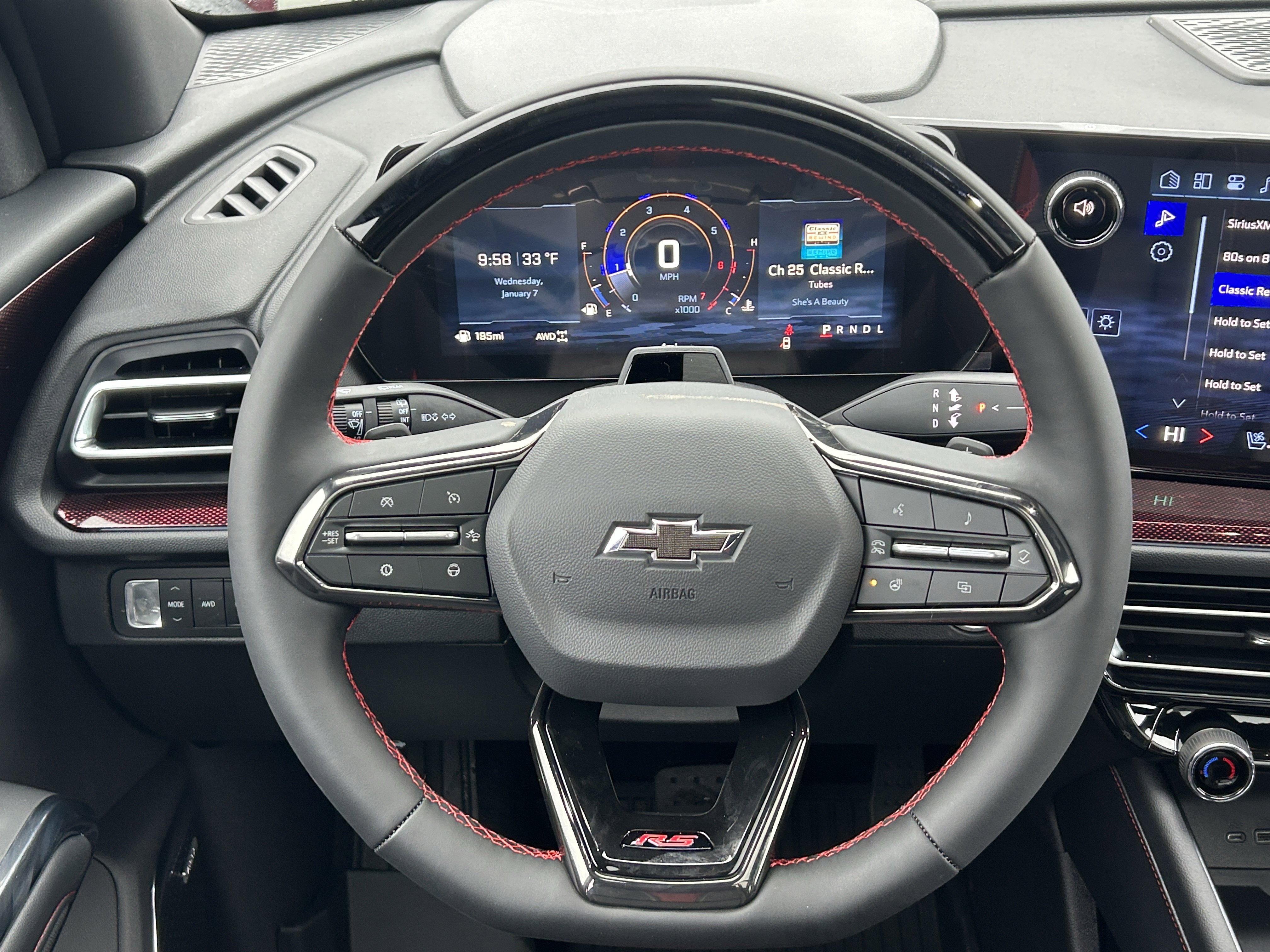 New 2026 Chevrolet Traverse RS w/ LPO, Floor Liner Package image 8