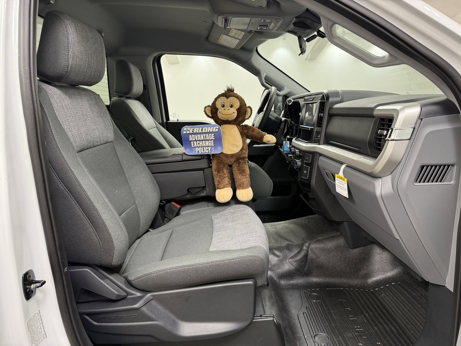 New 2025 Ford F350 XLT w/ XLT Value Package image 12