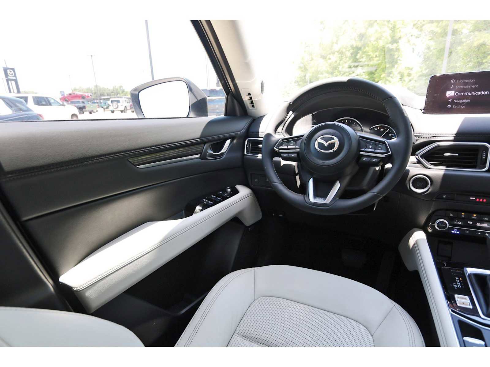 Used 2023 MAZDA CX-5 AWD 2.5 S w/ Premium Plus Pkg image 6