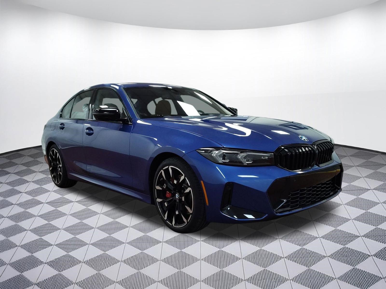 Used 2026 BMW 330i xDrive Sedan w/ M Sport Package AWD/4WD image 6