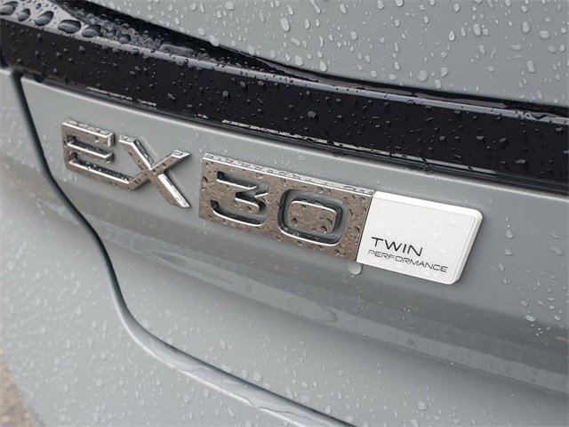 New 2025 Volvo EX30 Ultra w/ Protection Package Premier image 8