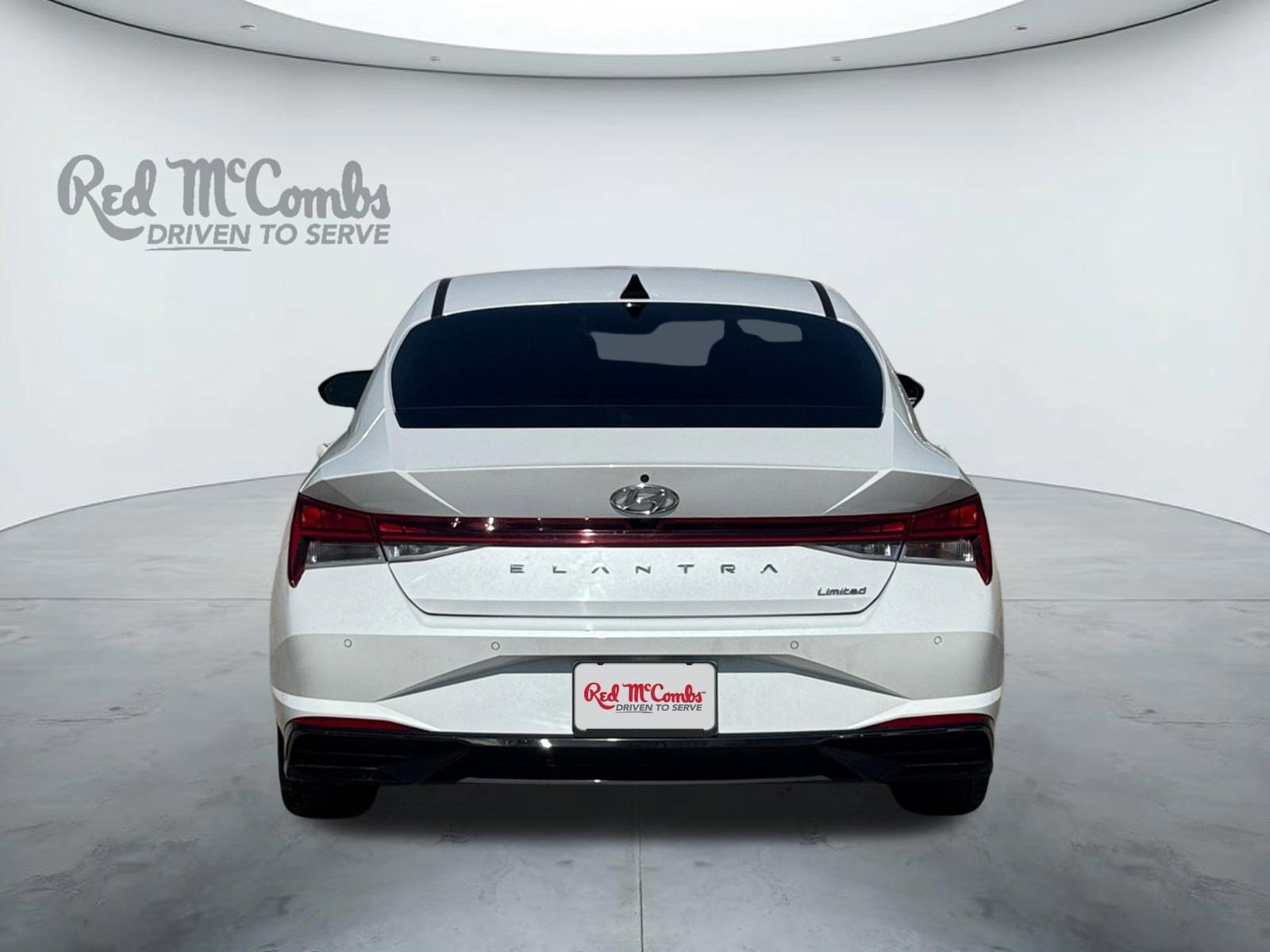 Used 2021 Hyundai Elantra Limited w/ Cargo Package image 4