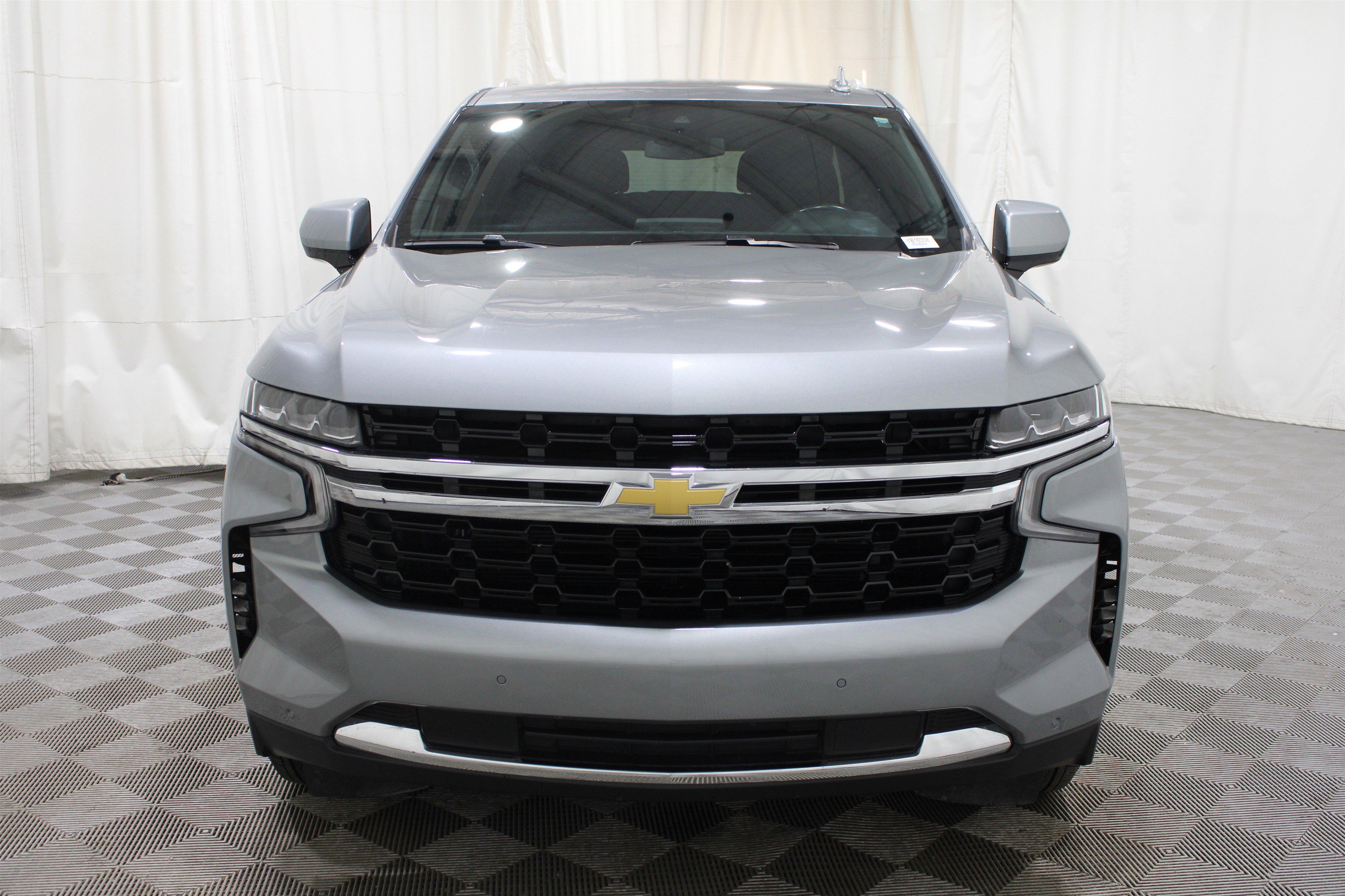Used 2023 Chevrolet Suburban LS image 31