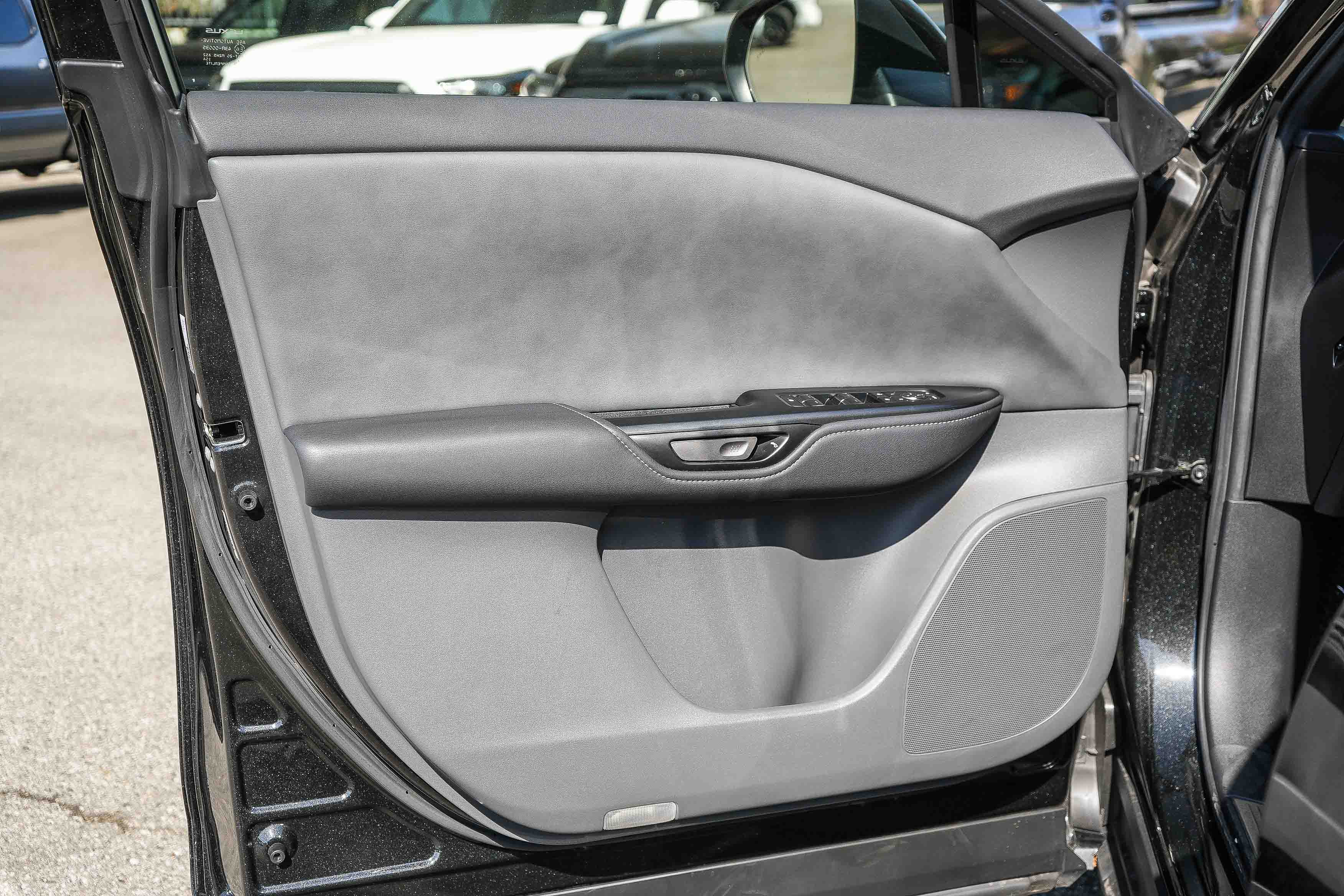 Used 2024 Lexus RZ 300e Premium w/ Technology Package FWD image 21