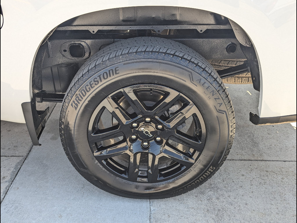 Used 2025 Chevrolet Silverado 1500 Custom AWD/4WD image 16