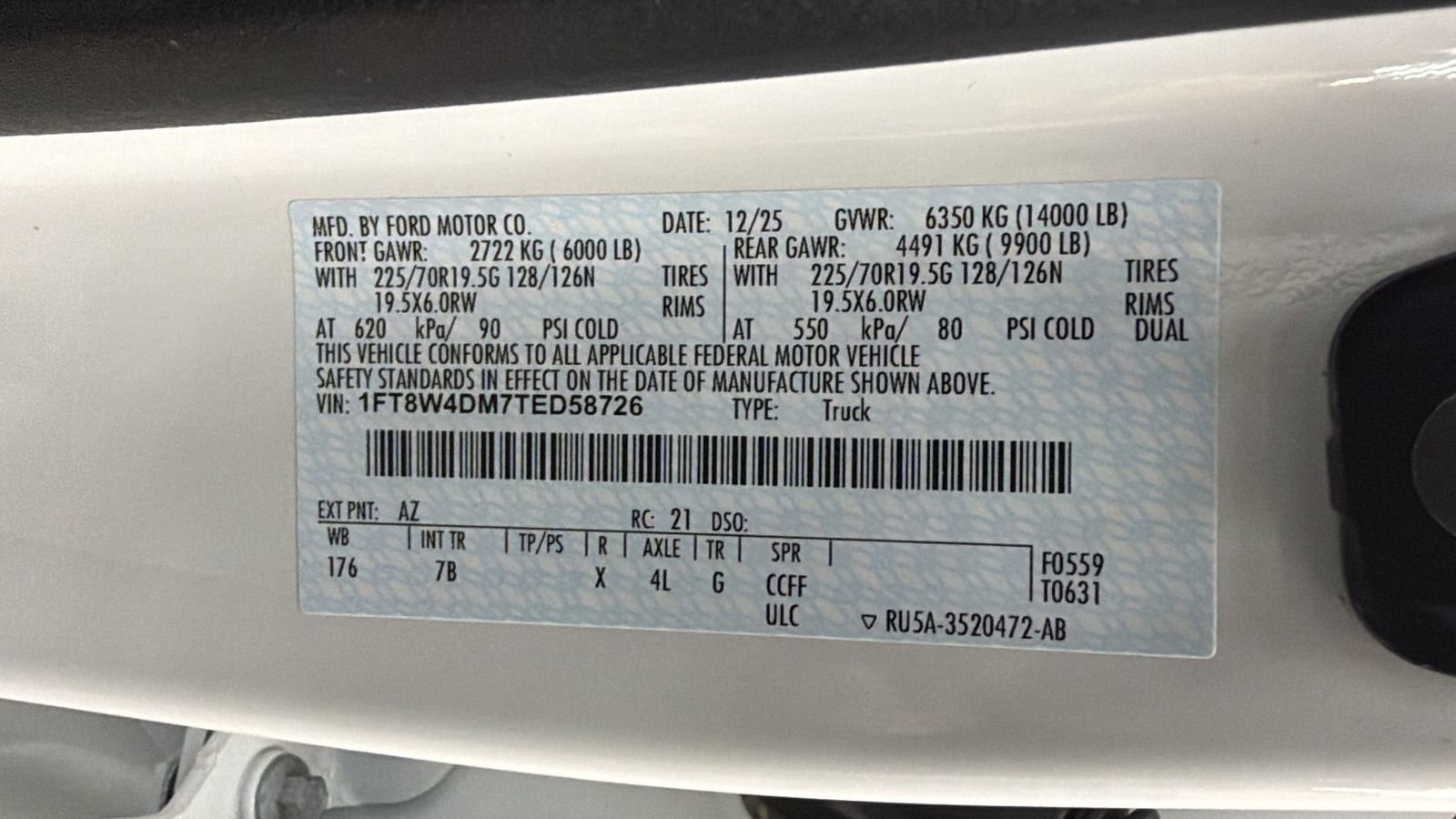 Used 2026 Ford F450 Platinum w/ FX4 Off-Road Package image 45