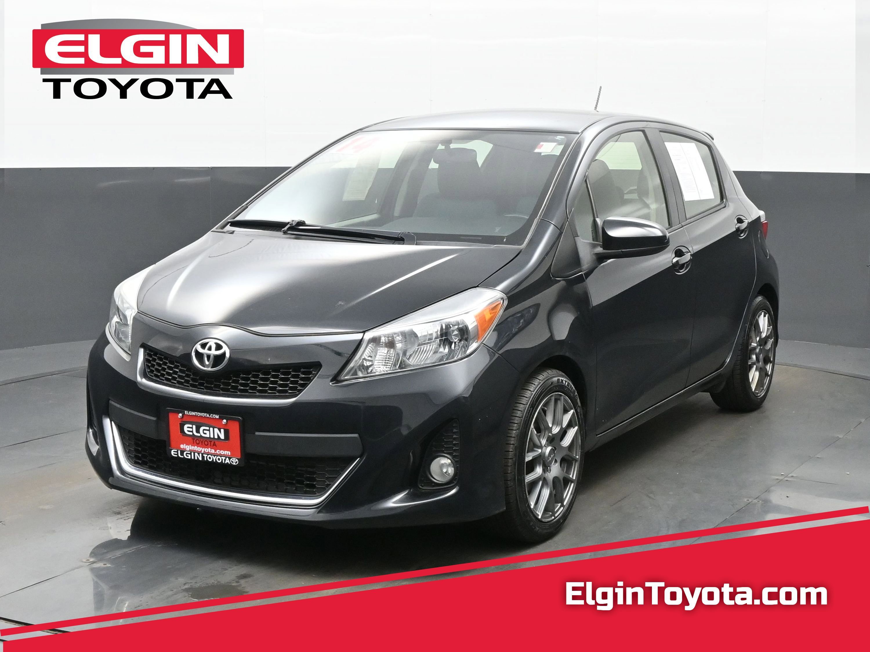 Used 2014 Toyota Yaris SE FWD image 1