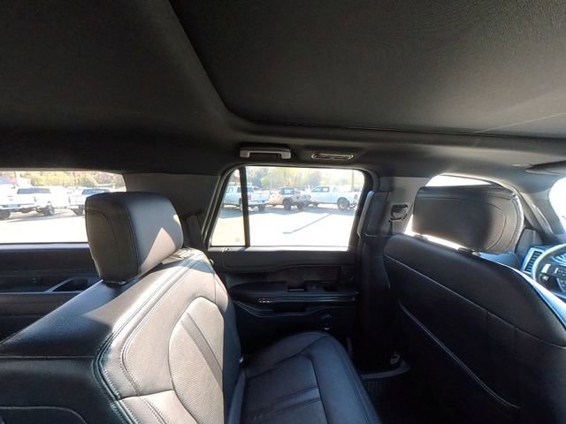 Used 2019 Ford Expedition Limited w/ Equipment Group 302A image 34