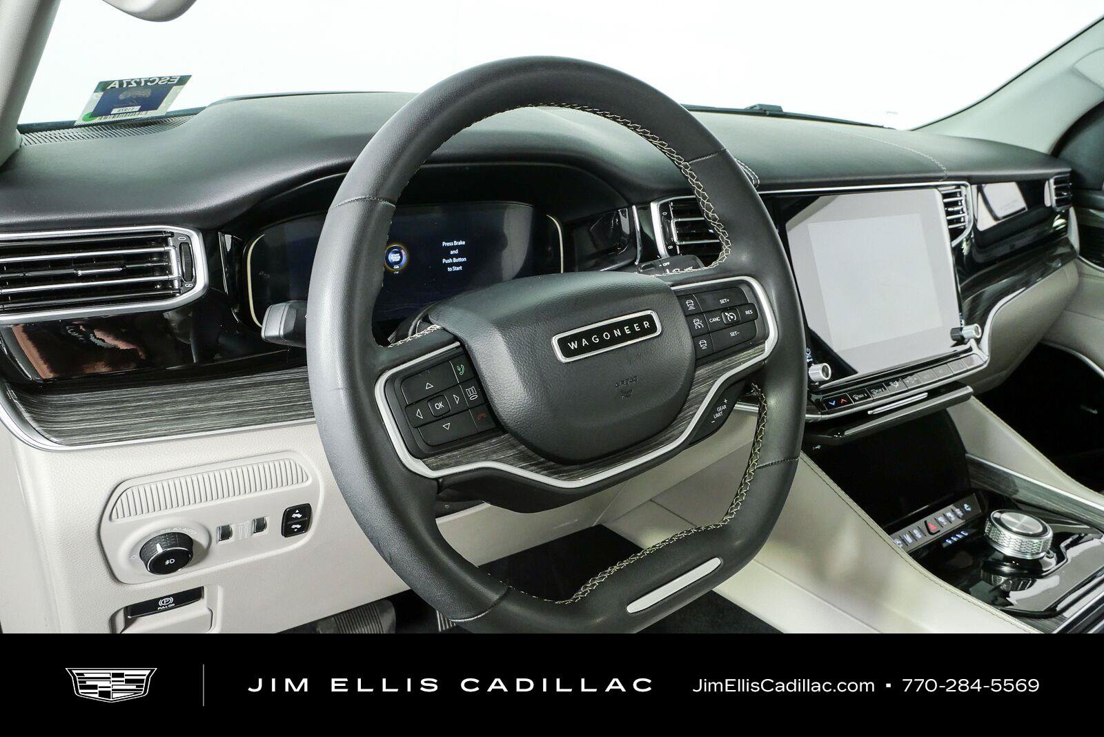 Used 2022 Jeep Wagoneer Series III w/ Premium Group I RWD image 4
