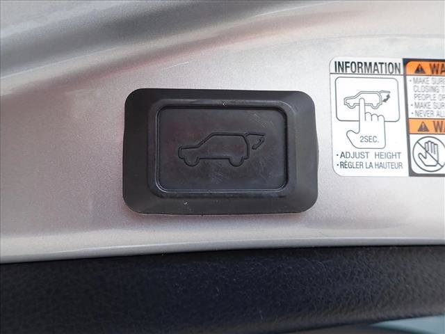 Used 2016 Toyota RAV4 SE AWD/4WD image 8