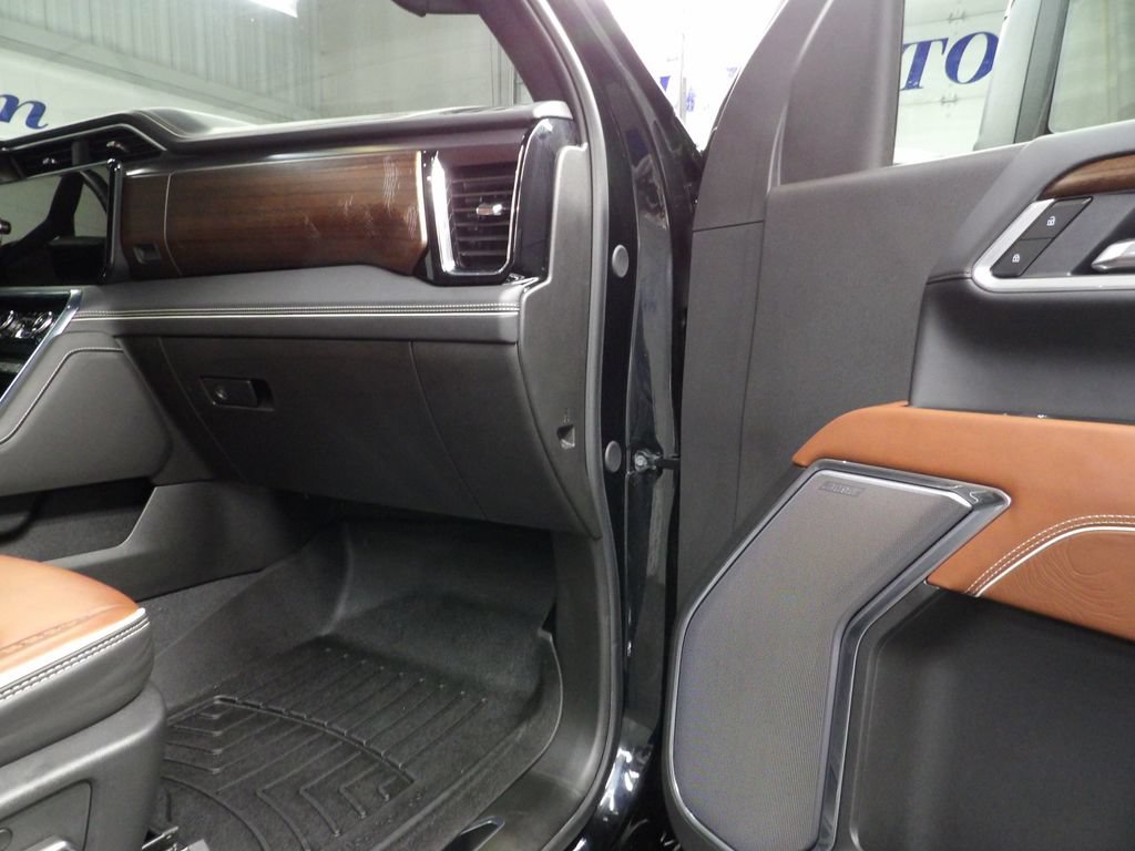 Used 2025 GMC Sierra 2500 Denali Ultimate AWD/4WD image 38