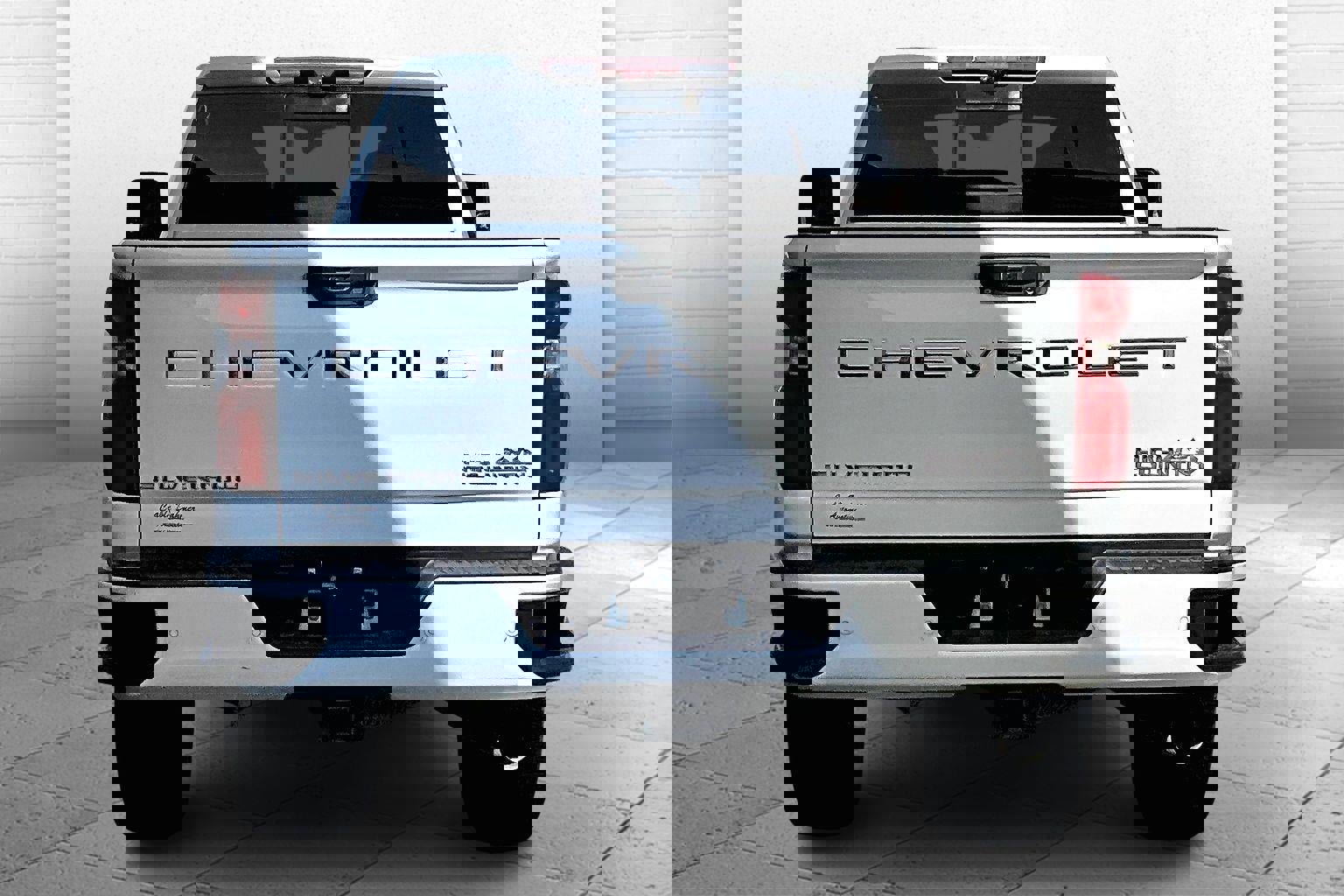 Used 2021 Chevrolet Silverado 2500 High Country w/ Z71 Off-Road Package image 3