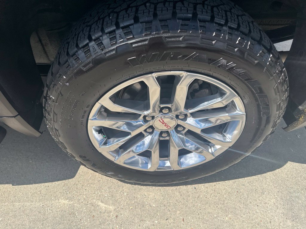 Used 2020 GMC Sierra 1500 SLT AWD/4WD image 44
