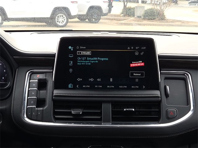 Used 2023 Chevrolet Suburban Premier image 18