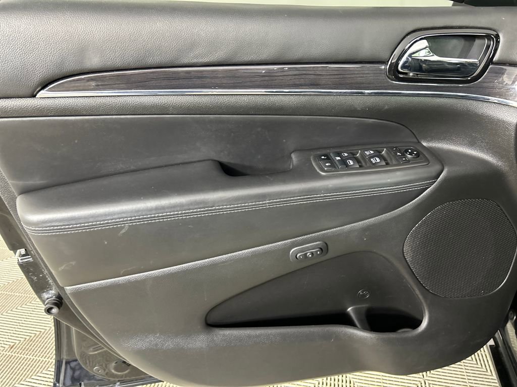 Used 2021 Jeep Grand Cherokee Overland image 11