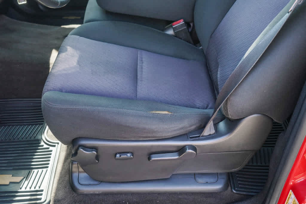 Used 2013 Chevrolet Silverado 1500 LT RWD image 20