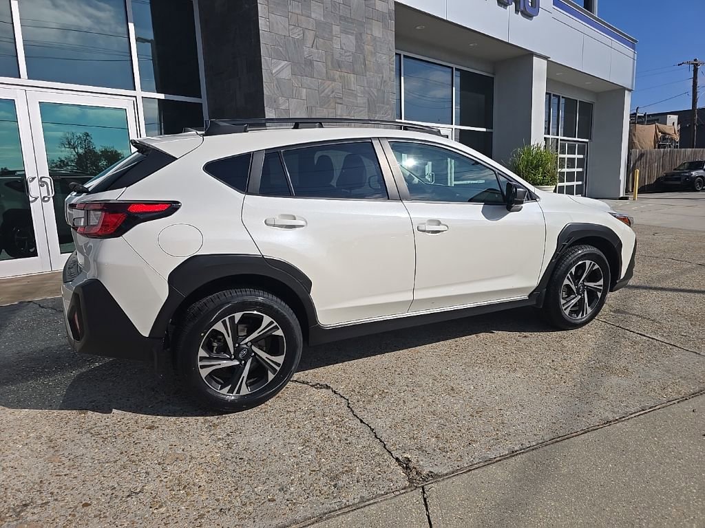 Used 2024 Subaru Crosstrek 2.0i Premium image 10