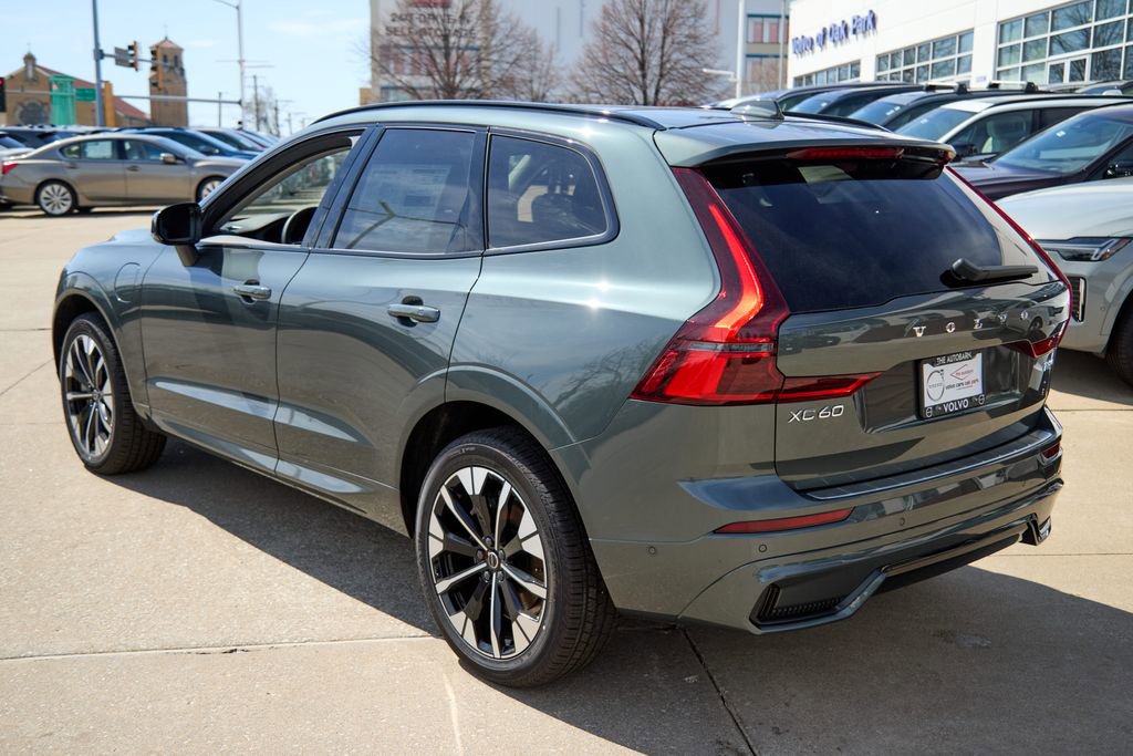 New 2026 Volvo XC60 T8 Plus w/ Climate Package image 7