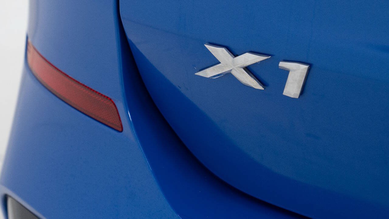 Used 2021 BMW X1 sDrive28i w/ M Sport Package FWD image 17