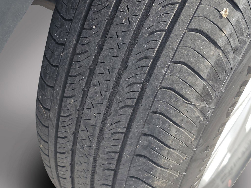 Used 2025 Ford Escape Active image 16