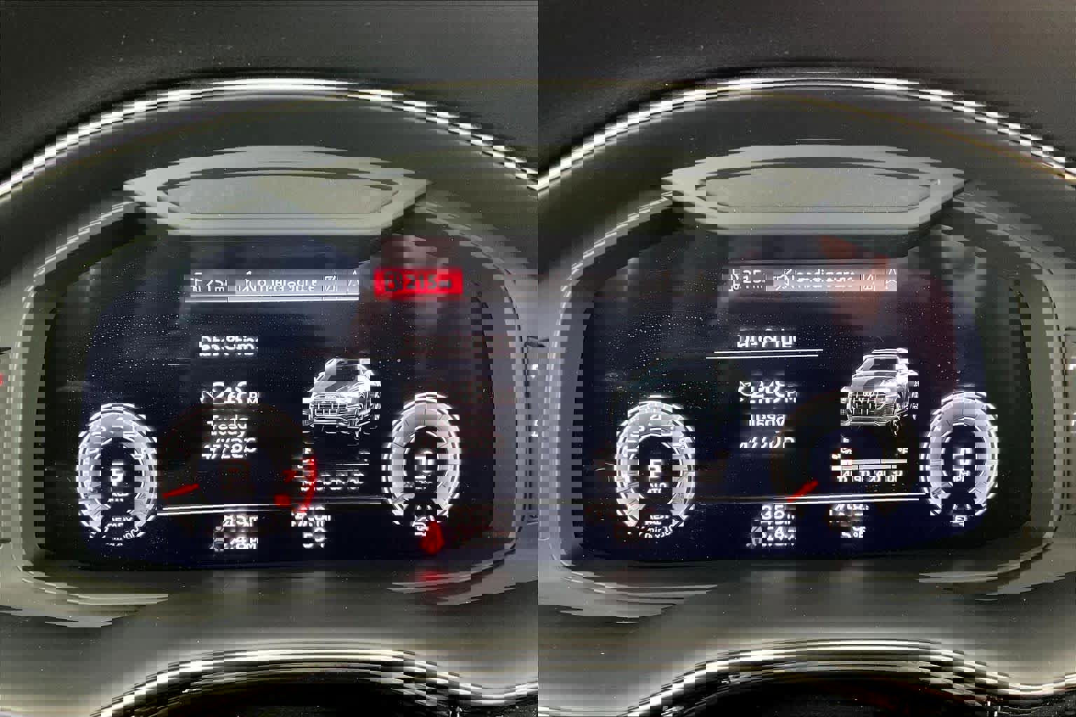 Used 2023 Audi Q8 Prestige w/ Prestige Package image 26