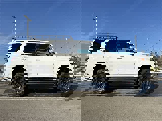 Used 2016 Toyota 4Runner TRD Pro image 3