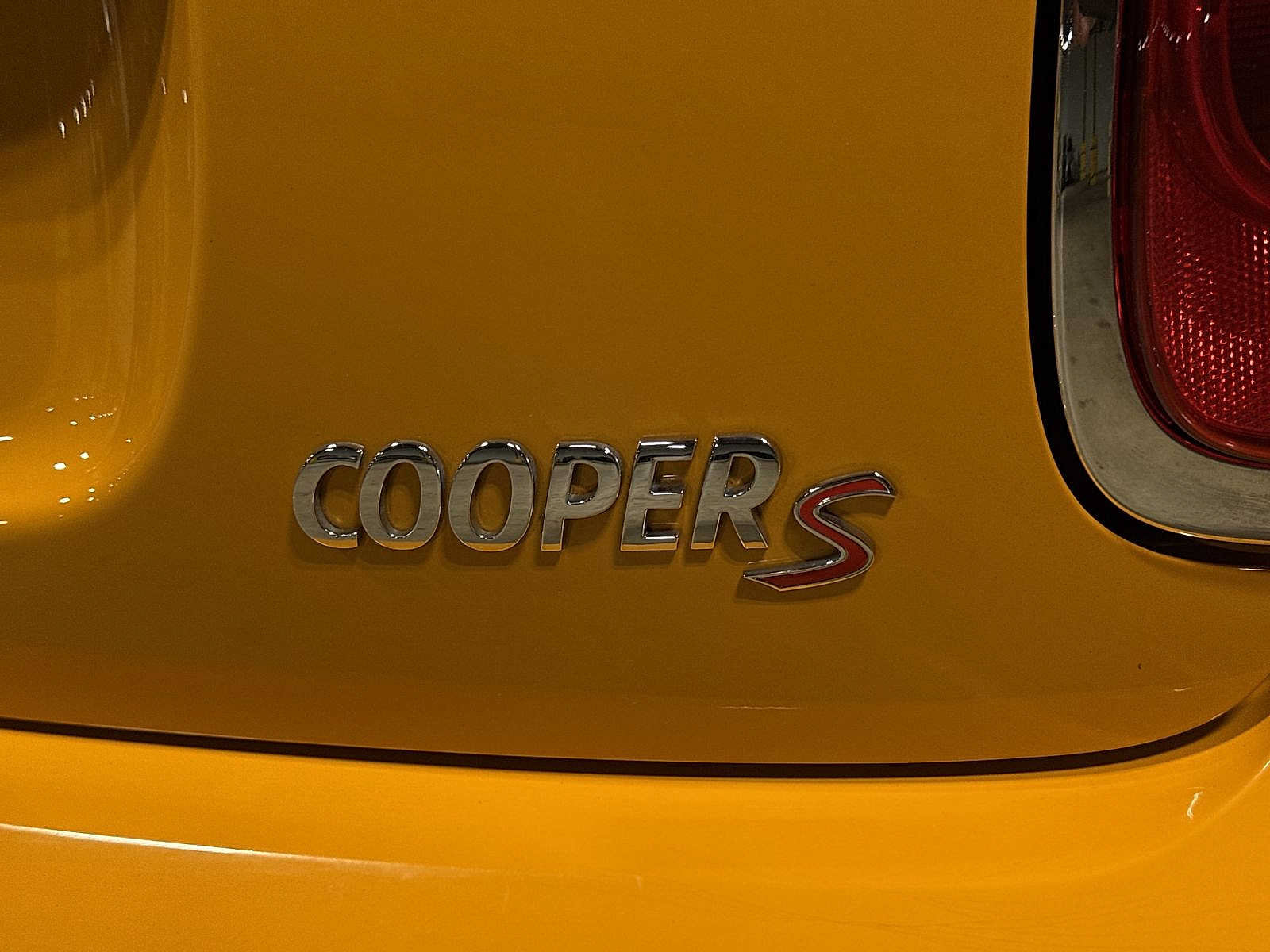 Used 2018 MINI Cooper S FWD image 24