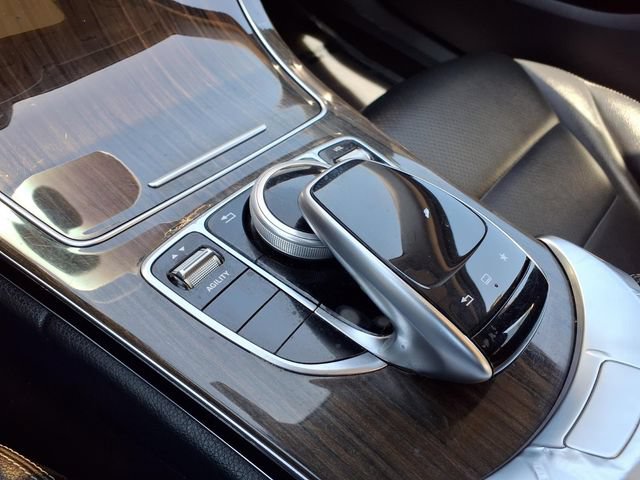 Used 2015 Mercedes-Benz C 300 4MATIC Sedan image 16