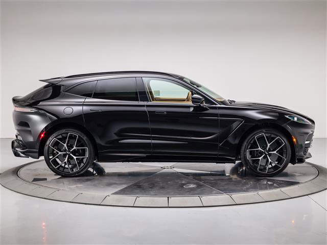 New 2026 Aston Martin DBX 707 image 14