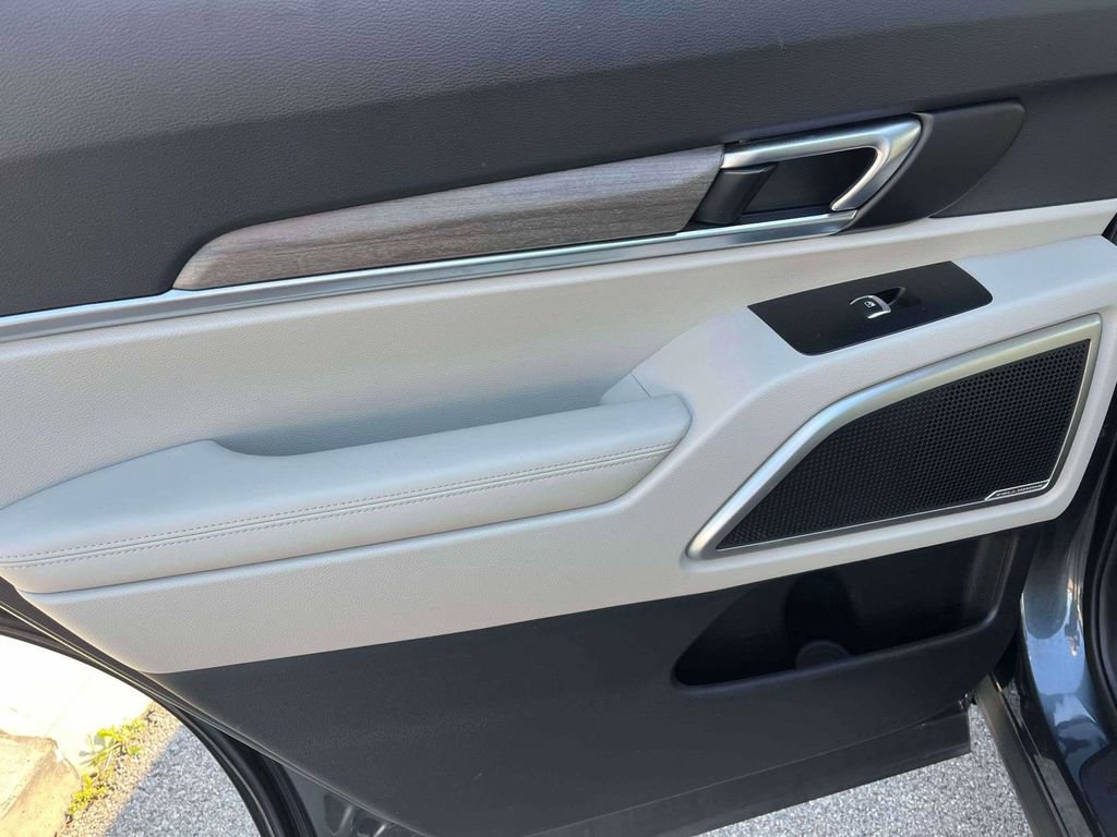 Used 2022 Kia Telluride EX w/ Towing Package image 6