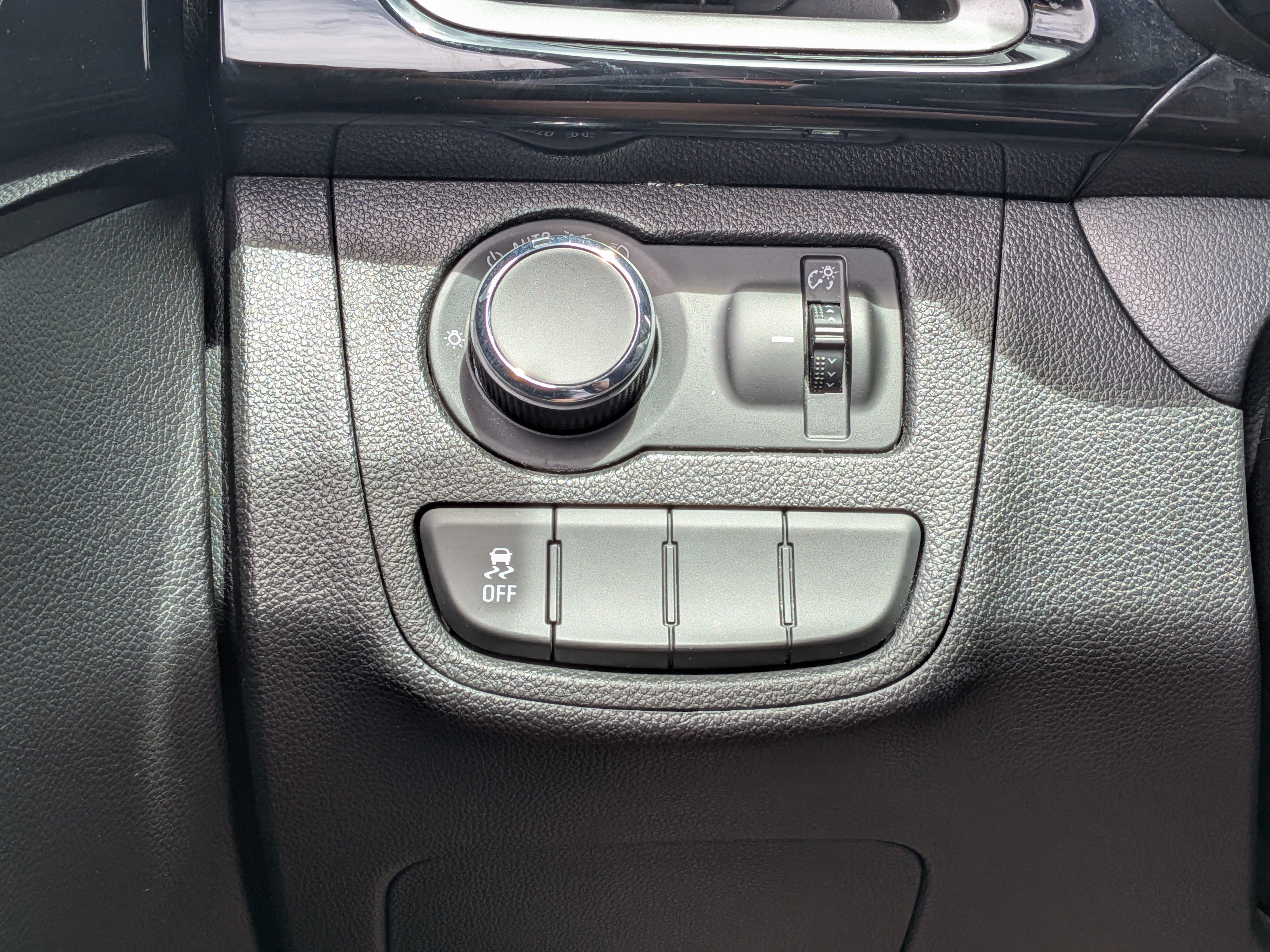 Used 2021 Chevrolet Spark LT FWD image 22