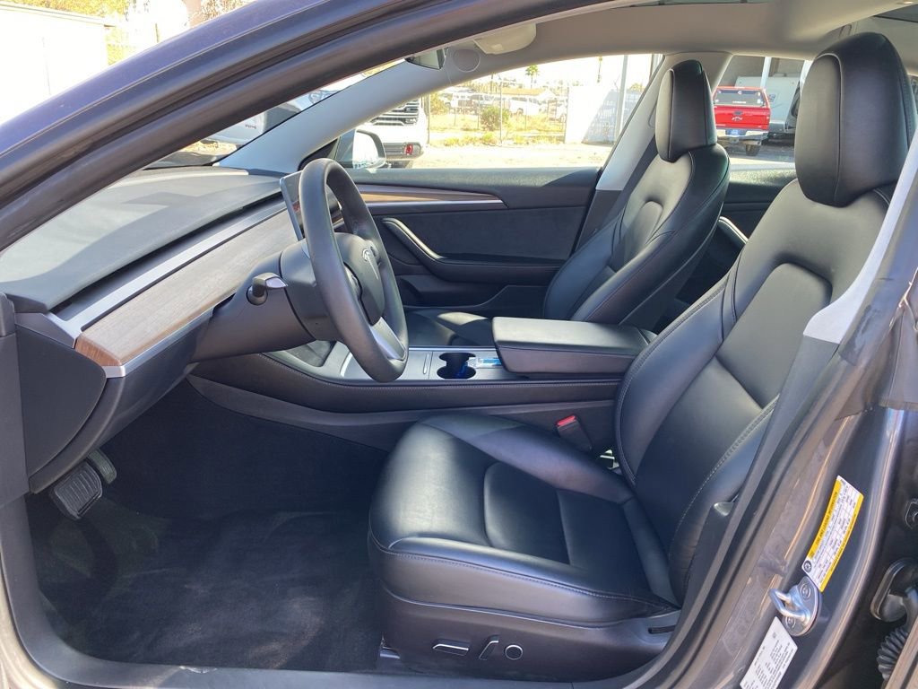Used 2023 Tesla Model 3 Standard Range image 20