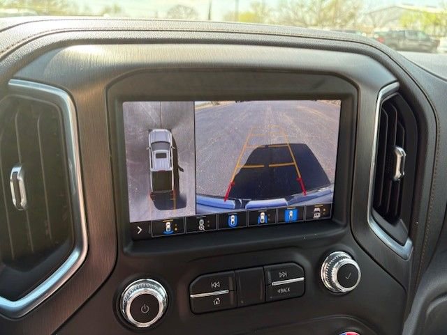 Used 2022 GMC Sierra 1500 AT4 w/ AT4 Premium Package image 16