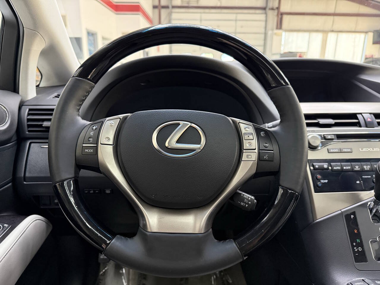 Used 2015 Lexus RX 450h AWD image 22