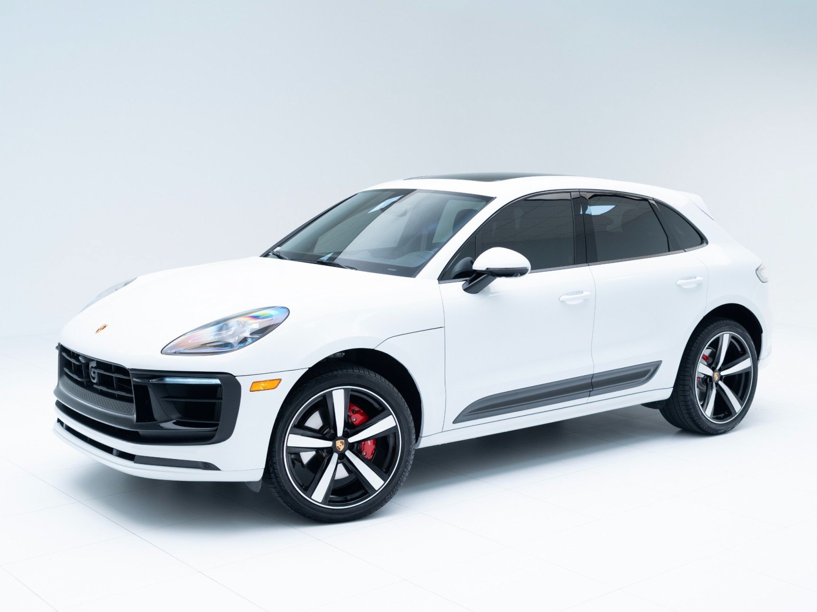 New 2026 Porsche Macan S AWD/4WD image 1