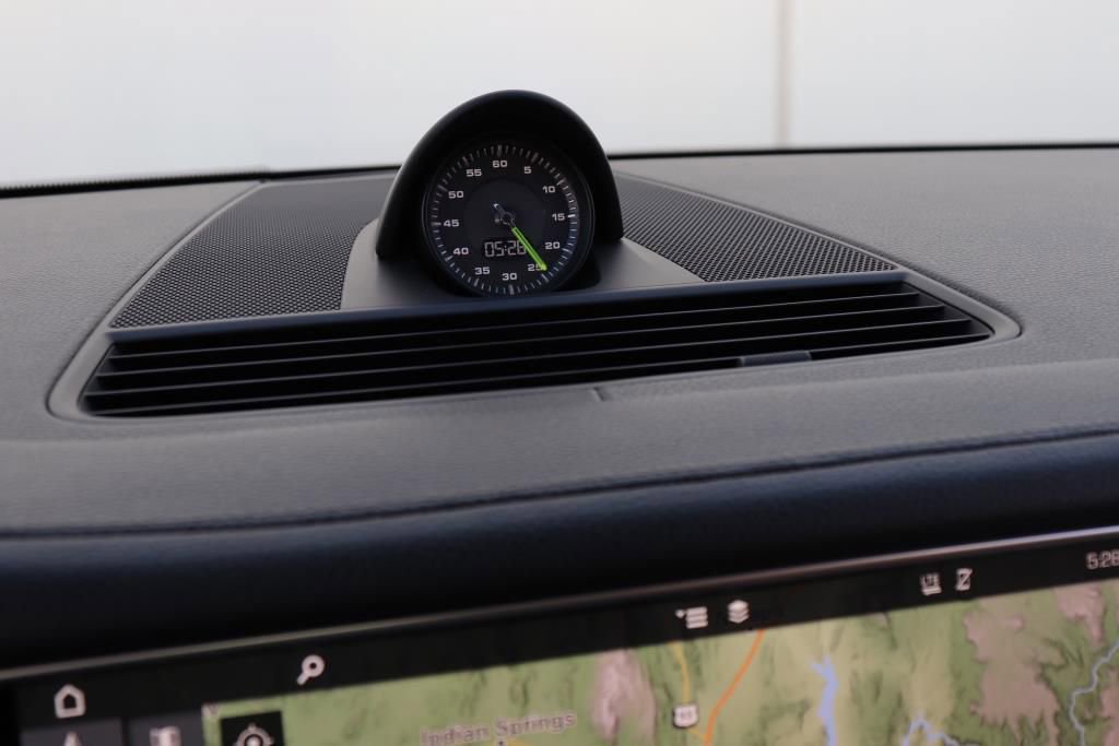 Used 2018 Porsche Panamera 4 image 48